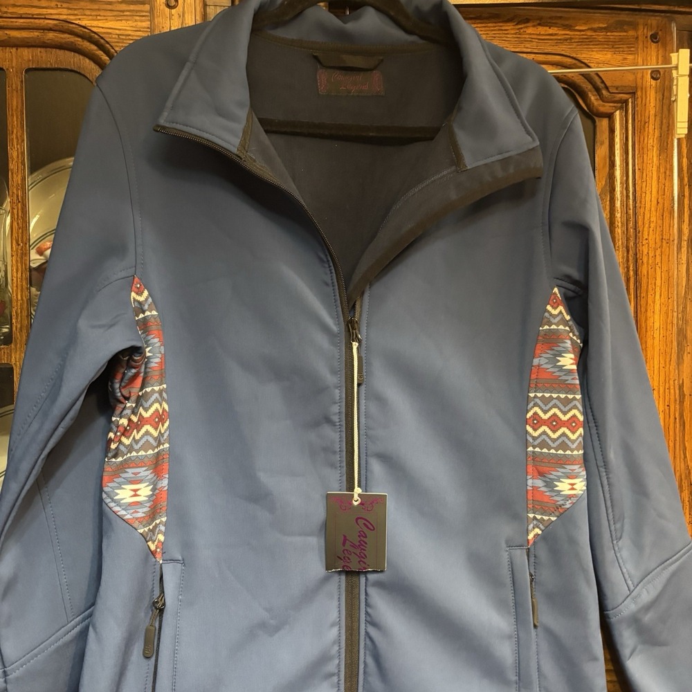 Cowgirl‎ Legend NWT Women's Large Full Zippered  Jacket Blue With Aztec Design